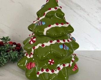 Cookie Jar Christmas Tree Ceramic Collectible Cookie Jar. Marked on Bottom “Living Quarters”