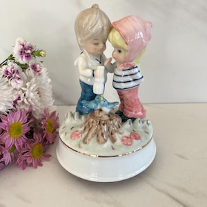 Music Box Vintage Porcelain Music Box Figurine “Friends” . Made in Japan. 1970’s
