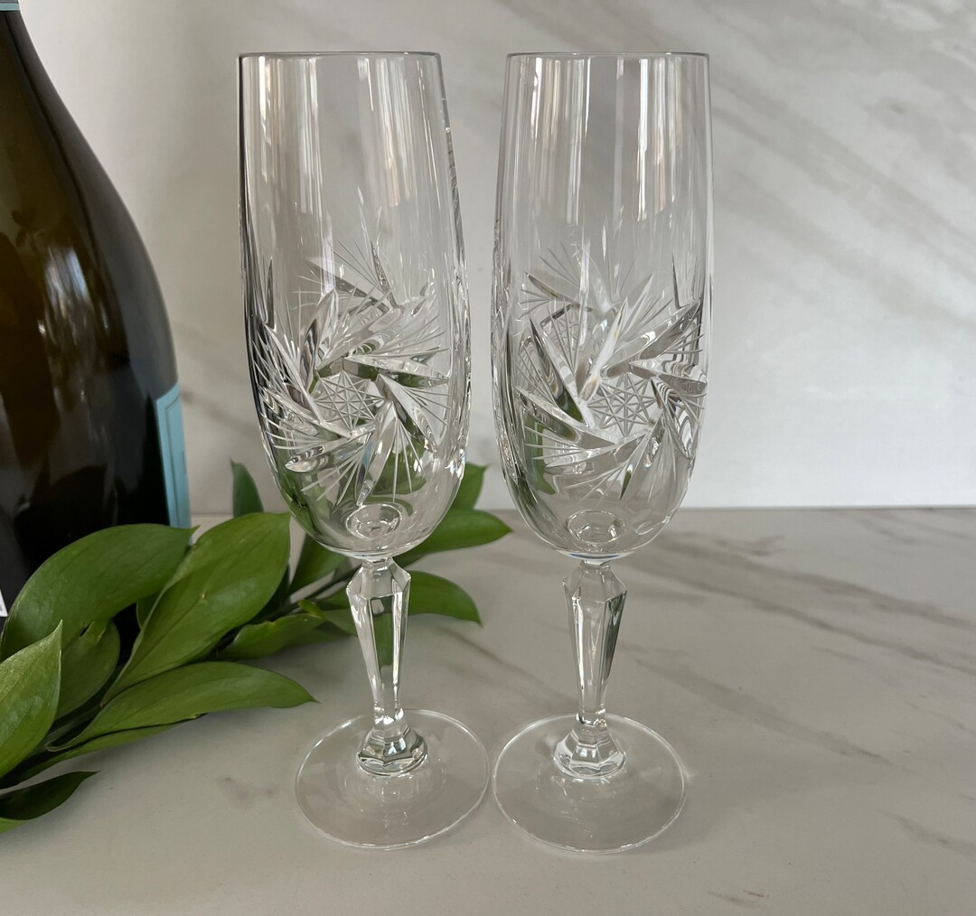 Champagne Glasses Pinwheel Design Crystal Cut Champagne Flutes Toasting