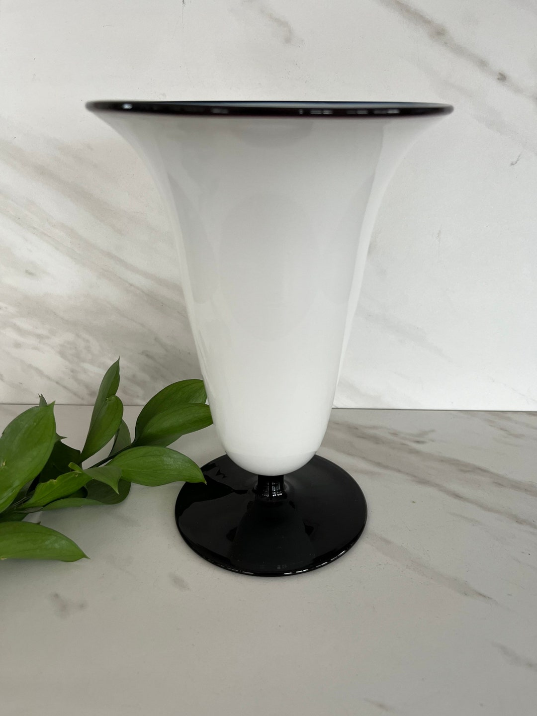 Beautiful Vintage Bohemian Art Deco Black and White Tulip Shaped Glass