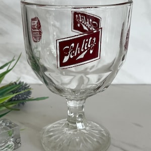 Classic Schlitz Beer Pedestal Goblet Thumb print Beer Glass. Bartlett Collins 1970’s