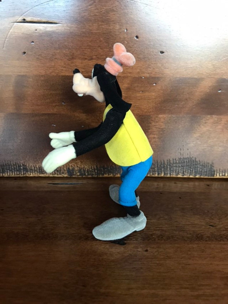 Walt Disney World Souvenir Goofy Made by Applause Inc 1970