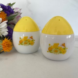 Avon Vintage Milk Glass Buttercup Salt and Pepper Shakers. Set of two. 1970’s.
