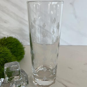 Beefeater Gin Promotional Vintage Tall Tumbler Glass. Etched Logos on Glass 1980/1990’s.