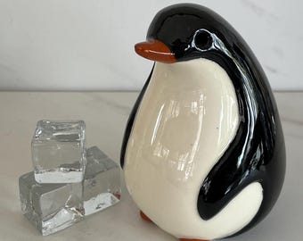 Penguin Vintage Ceramic Refrigerator Baking Soda Holder 1970’s
