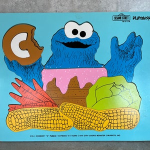 Playskool Wooden Jigsaw Puzzle. Sesame Street “Cookie Monster “ 1973 CYW # 315-4 12 Pieces 3-5 years USA. *see item details for details