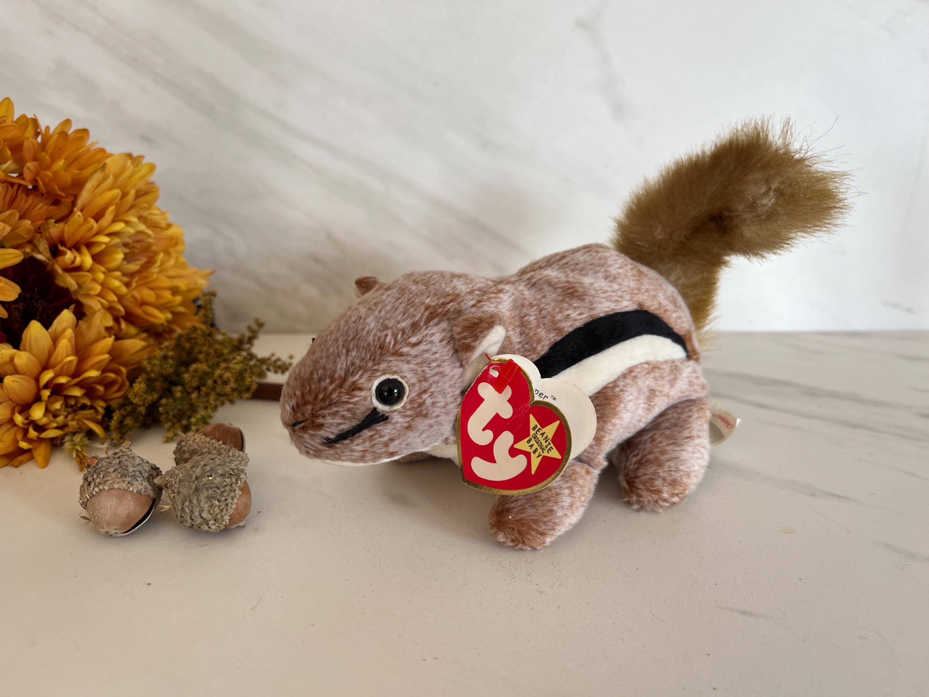 ＊チャッピー＊ Chipper the Chipmunk. Toy Beanie Baby. Birthday April 21 1999 Ty