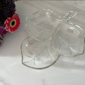 Vintage Leaf Shaped Candy Canapé or Cocktail, Snack or Trinket  Dish.