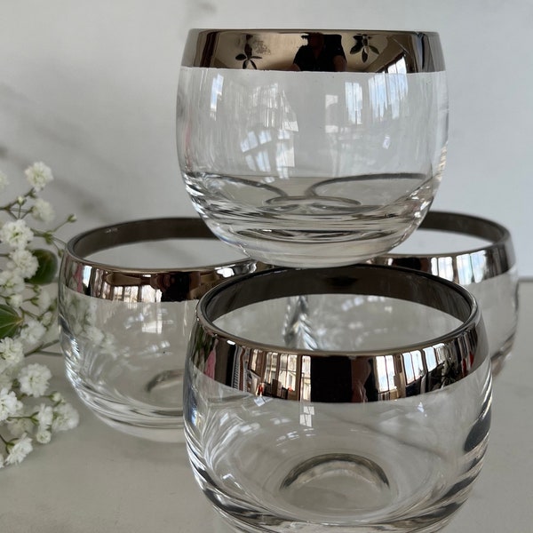 Mid Century Modern Dorothy Thorpe Style Silver Rimmed Small Roly Poly Rocks or Whisky Glasses Set of Four. 1960’s* read size