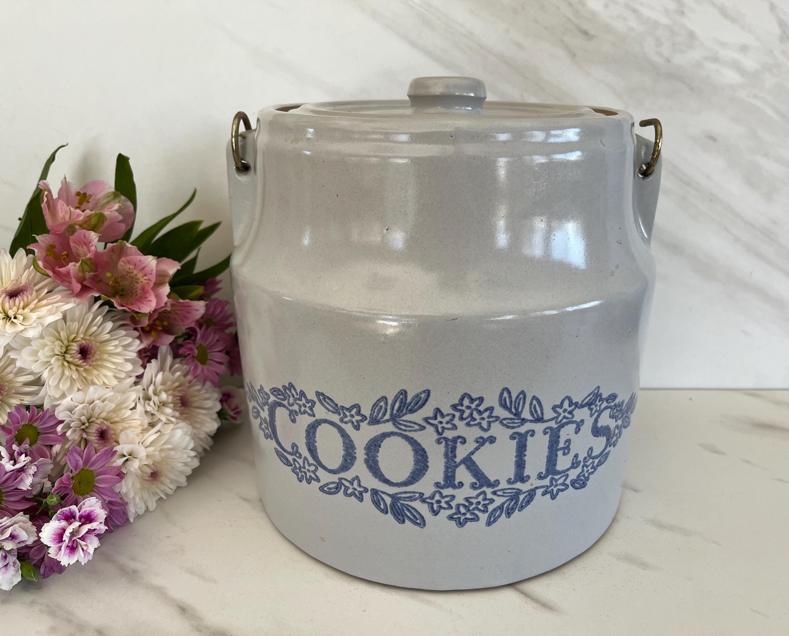 Monmouth Cookie Jar Crock With Lid . Vintage Gray and Blue