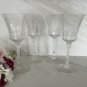 Heisey Clear Round Wine Glasses - Set of 5 – Treasures Upscale Consignment