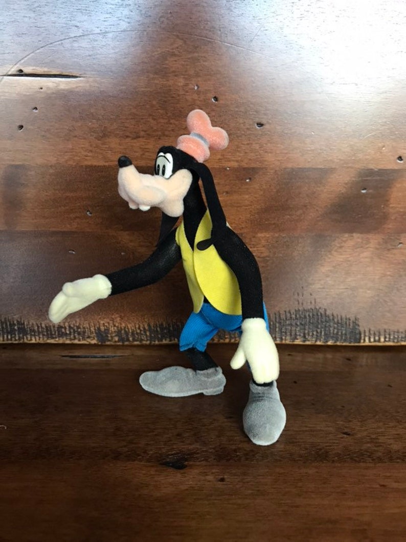 Walt Disney World Souvenir Goofy Made by Applause Inc 1970