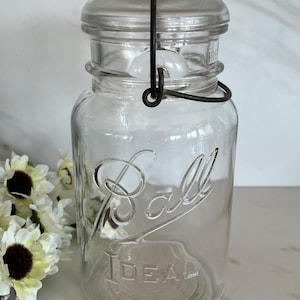 Antique Vintage Ball Clear Glass Mason Lightening Jar with Lid Metal Wire Bale. Marked Ideal. Ringed bottom. 1923- 1930