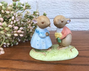 Tiny Talk Vintage Bisque Figurine Mice “ Love and Kisses”  Marked on bottom MCMLXXIX