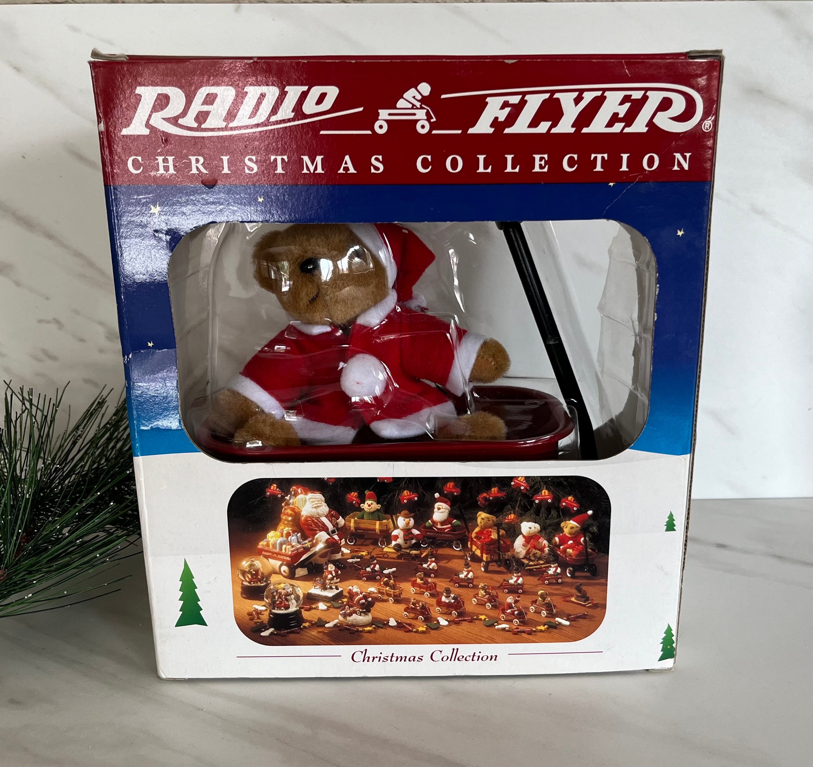 Radio Flyer Miniature Red Wagon With Teddy Bear 1999. Radio A