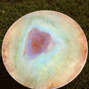 Flat Earth accent table