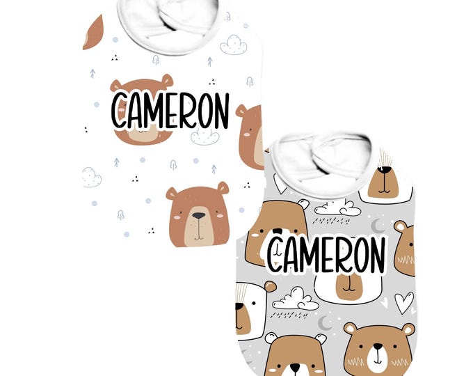 Personalized Bear Baby Bear Bib Set . Baby Shower Gift. Newborn Gift Idea