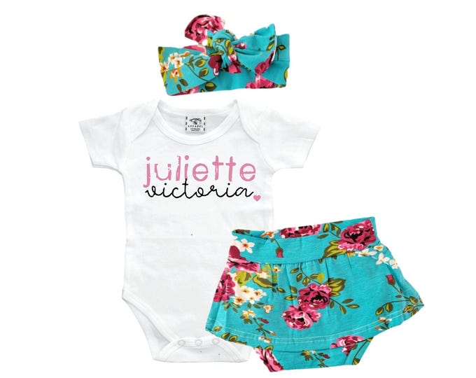 SET Personalized Name Baby Outfit. Baby Shower Gift. New Born Bring Home Outfit.