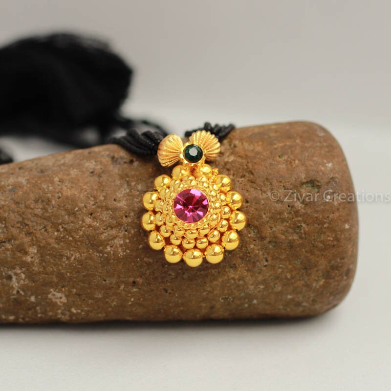 Saaz Pendant Mangalsutra Mangalsutra 