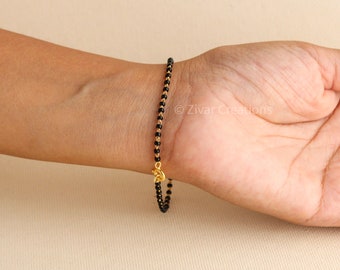 Bracelet mangalsutra en argent sterling 925 : chaîne de poignet en perles noires indiennes