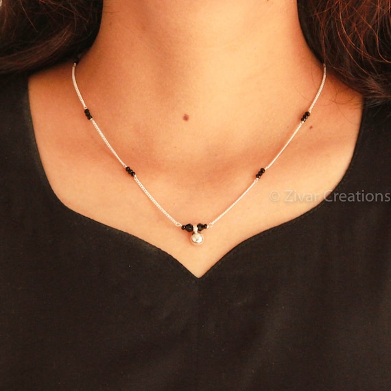 Short single chain mangalsutra deals