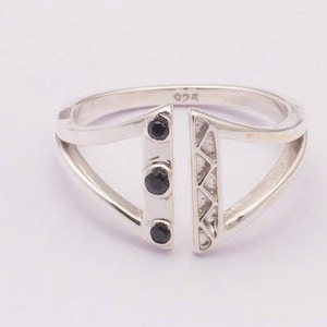 Multi-Black Onyx Ring, Parallel bar ring, Silver bar ring, Open ring, Geometric double bar open Ring