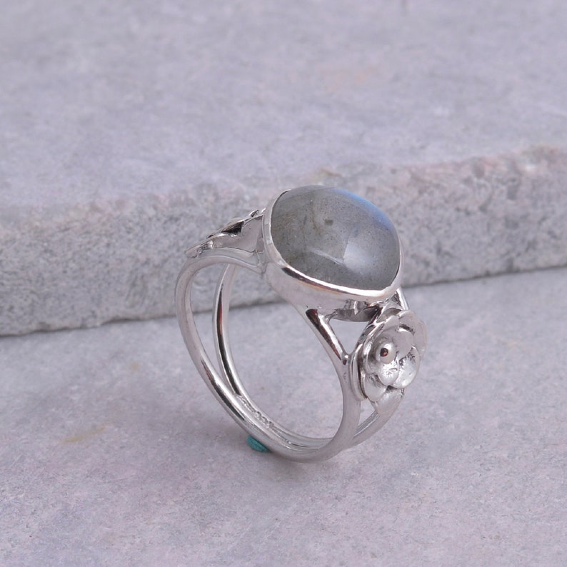 Labradorite  silver ring Labradorite  crystal ring Labradorite handmade ring