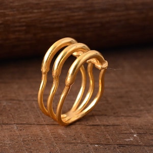 Dainty gold ring, Gold ring, Minimalist ring, Stacking ring, Tiny ring, Stackable ring, Thin gold ring, Dainty ring, Twisted ring