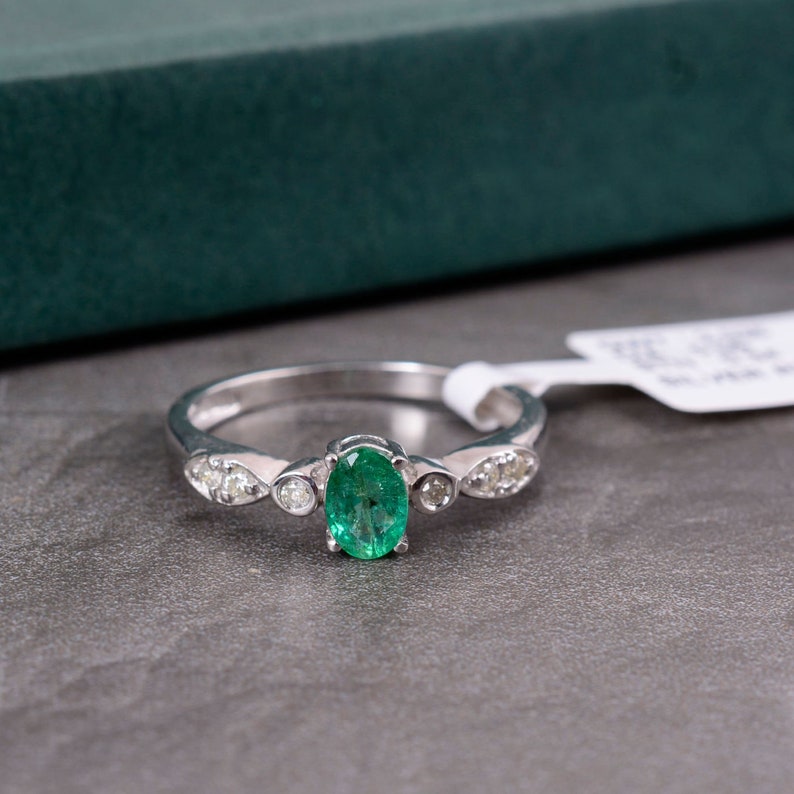 Oval Emerald Engagement Ring *Emerald Ring *Art Deco Ring* Sterling Silver *Promise Ring *Wedding Ring *925 Silver Ring *Mother/'s day Gift