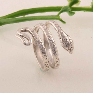 Snake Ring, 925 Sterling Silver Ring, Handmade Ring,Unique Ring, Boho Ring, Snake Jewelry, Vintage Ring, Adjustble Ring, Animal Lover