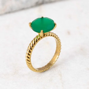Green Onyx Ring, 18k Gold Plated Onyx Ring, Engagement Ring, Handmade Ring, Gold Dainty Ring, Green Onyx Jewelry, Green Stone Ring.