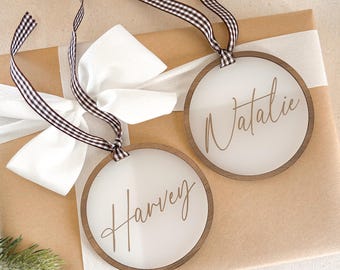 Adornos navideños personalizados de escarcha y nuez / Decoración navideña de lujo / Adorno navideño con nombre personalizado / Regalo de Navidad