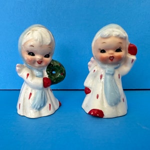 Vintage Japan Wee Little Angels Christmas Salt  & Pepper Shakers Ceramic Figurine Lefton Napco Holt Howard Norcrest