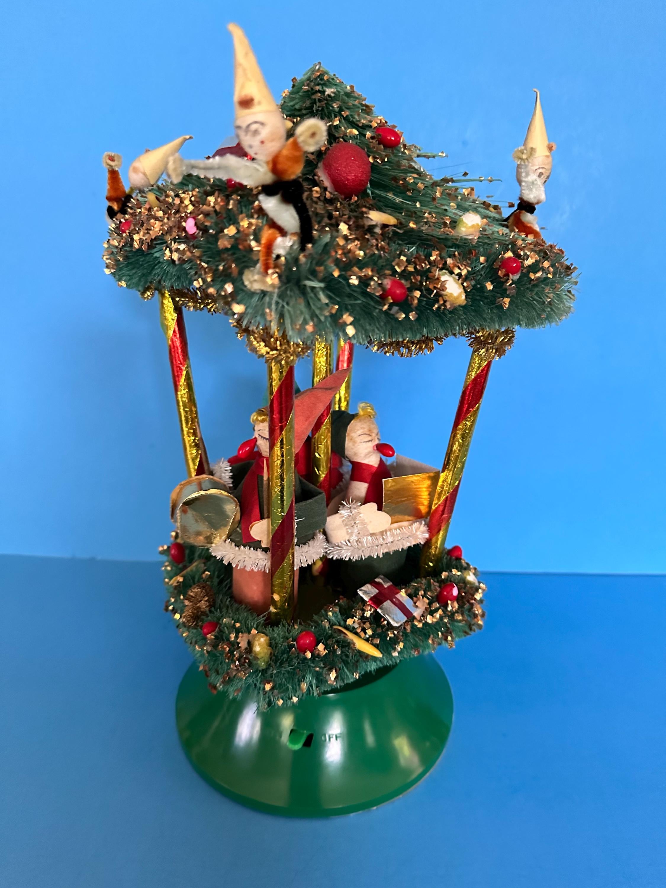 レトロ な クリスマス　飾り holiday carousel Mr. Christmas 13.5