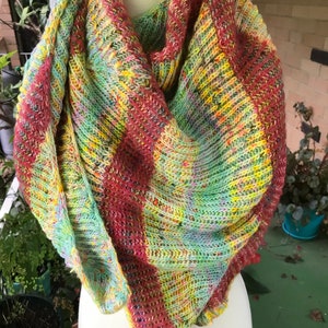 Luxury hand knitted Brioche triangular shawl in wool and suri kid silk