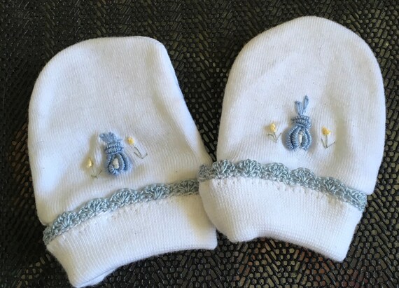 baby boy hand mittens