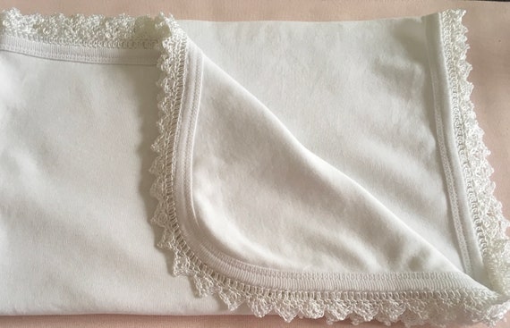 newborn receiving blanket