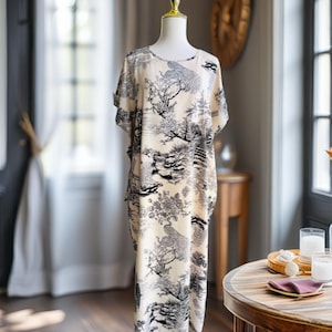 0090/ Casual Dress, Kaftan, Simple Dress, Petite Size Dress, Home Dress,Black casual Dress with Pattern