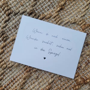 Postkarte "Wenn du nach einem Wunder suchst, schau mal in den Spiegel"