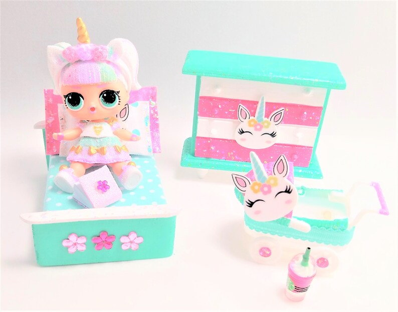 unicorn doll house