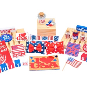 July 4th Dollhouse Miniatures, Independence Day Signs, Americana Pillows, July 4th Dollhouse Decor Bundle, 1:12 Scale, Gift Set, Home Decor