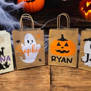 Spersonalizowane torby na prezenty na Halloween - 4 straszne wzory - Duchy - Wiedźma - Dynia - Kufer lub smakołyki - Prezenty na Halloween - Upominki na imprezę