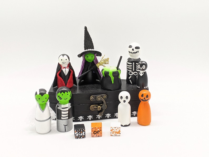 You Choose: Halloween Peg Dolls, Wood Dolls, Wood Doll Coffin, Play Set, Halloween Peg Doll, Gift Set, Halloween Decor, Halloween Gift Set Trick or Treat Block