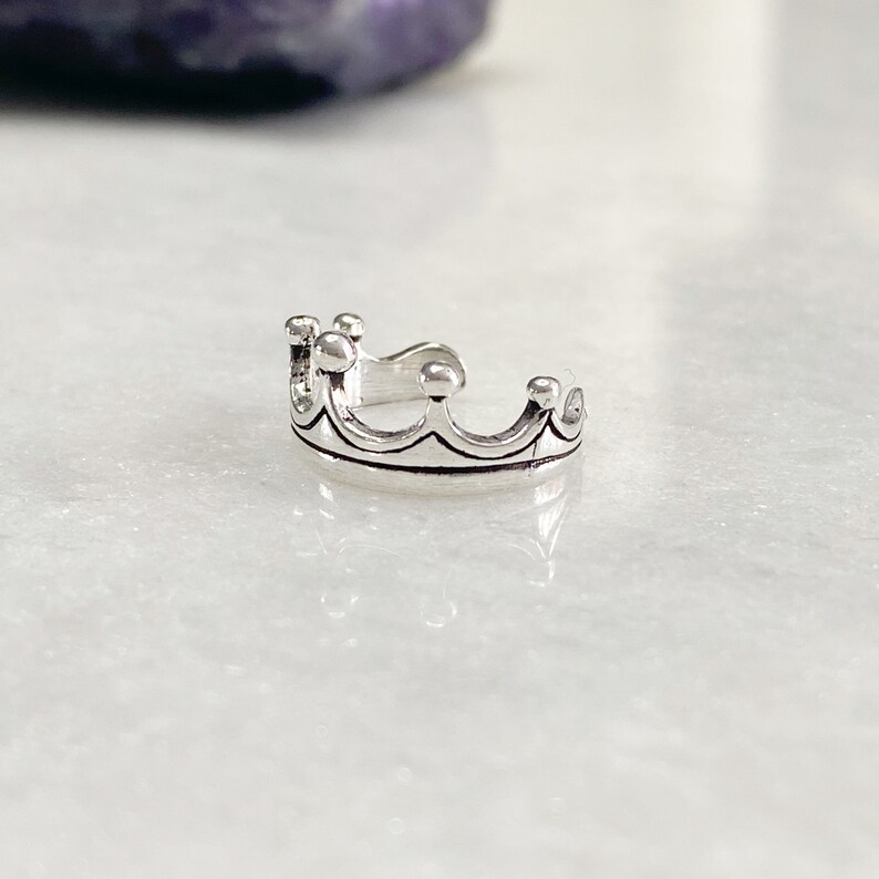 sterling silver toe rings Princess Crown toe ring foot jewellery summer accessories boho style Hammered Silver Toe ring midi ring