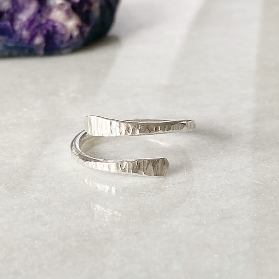 Open Crossover Sterling Silver Thumb Ring Hammered Thumb Ring Textured Finish Adjustable Thumb Ring Silver Thumb Ring Crossover Etsy Canada