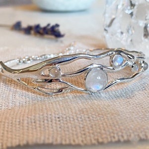 Moonstone Silver Bangle, Rainbow Moonstone Sterling Silver Cuff Bangle, Silver cuff bracelet, Adjustable bangle, Gemstone Bangle Bracelet