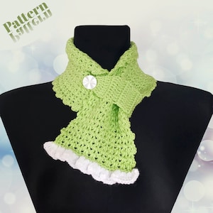 Crochet Pattern Keyhole Scarf for Girl, Tutorial, Charts and Photo