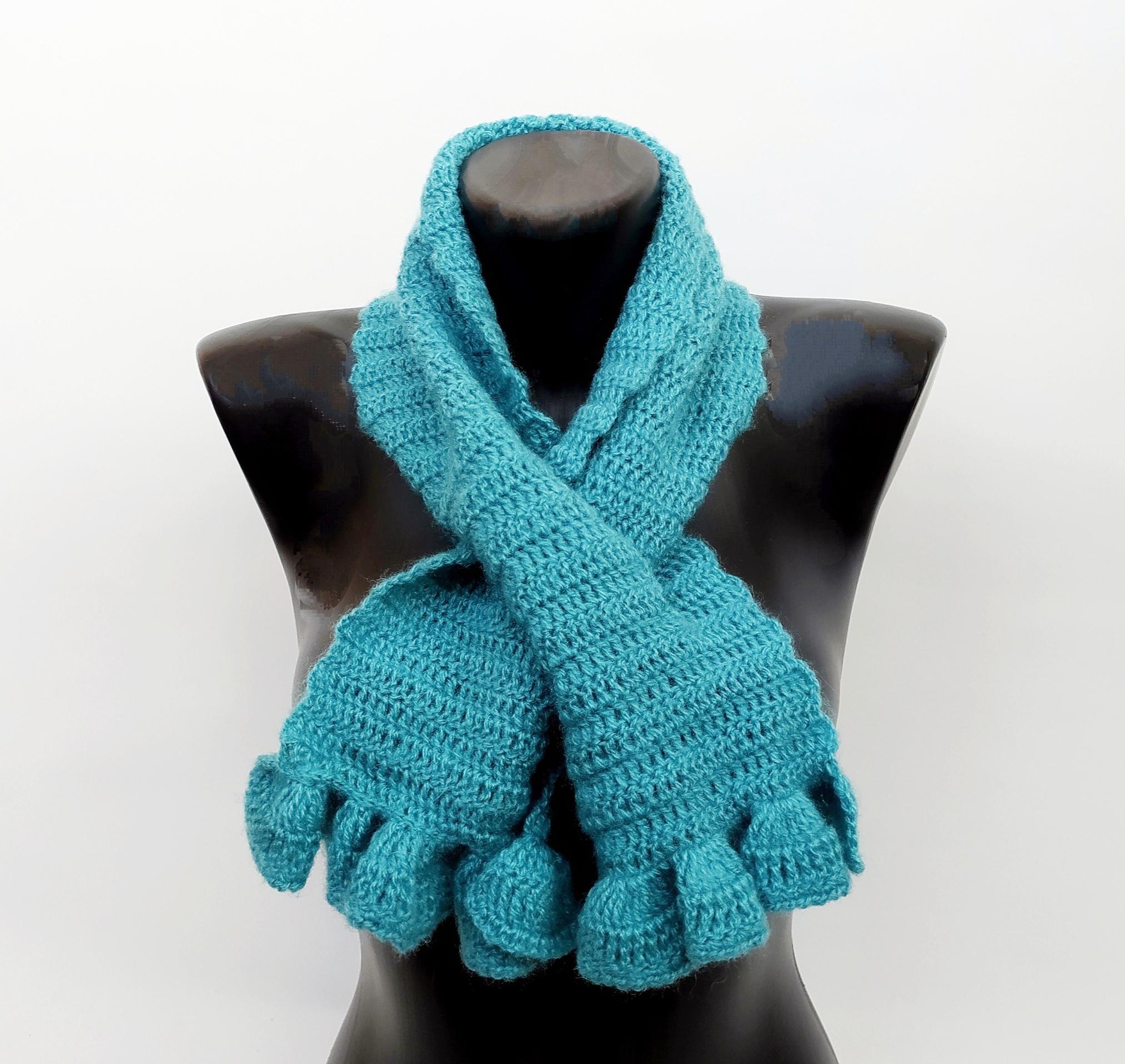 Triangle Keyhole Scarf Pattern Crochet Keyhole Scarf Pattern PDF, Written Tutorial, and Photo - Etsy