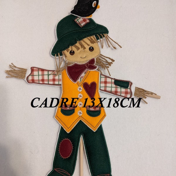 Decoration Scarecrow boy, file machine embroidery, frame 13x18cm, 38x26cm wide