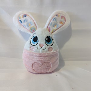 Easter bunny egg, frame 13x18cm, measure finished 13cm high without ears, 23cm high with ears